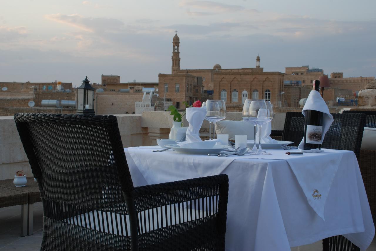 Shmayaa Hotel Midyat Екстериор снимка